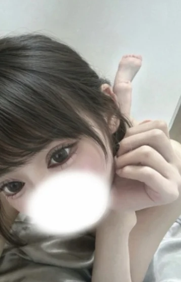 ももえ(22)