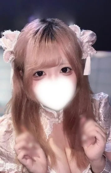 なな(19)