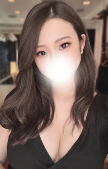 浅井すず(24)