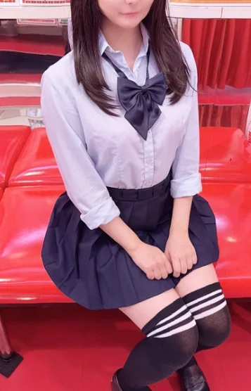 まなつ(20)