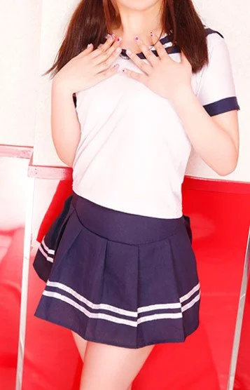 ゆいり(18)