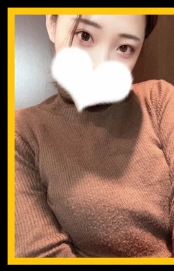 加賀美まい(22)