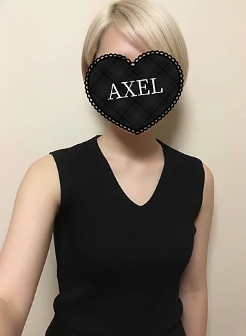 れい(28)