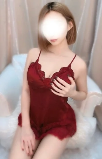 園田りや(22)