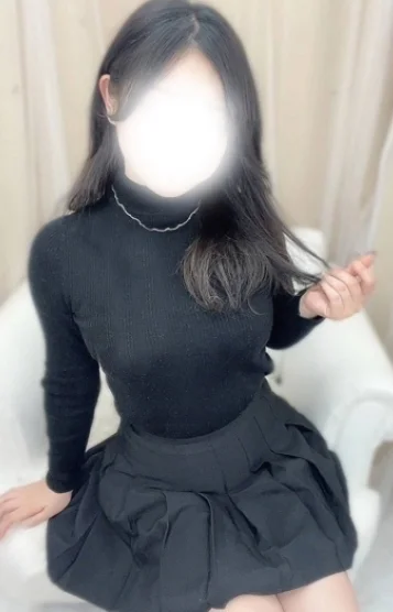 柊木なずな(23)
