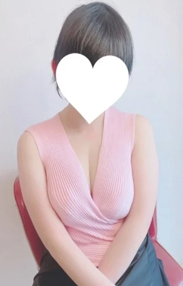 水瀬かえで(23)