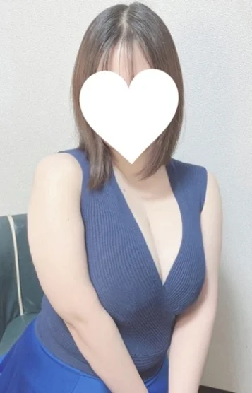 井上りお(25)