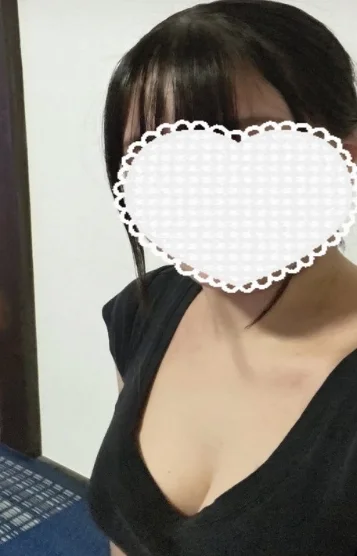 瀬名きらり(27)