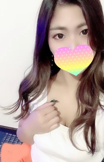 佐野まりん(25)