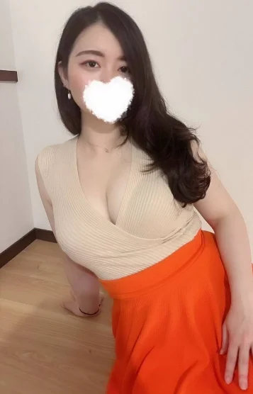 鈴本みゆ(25)