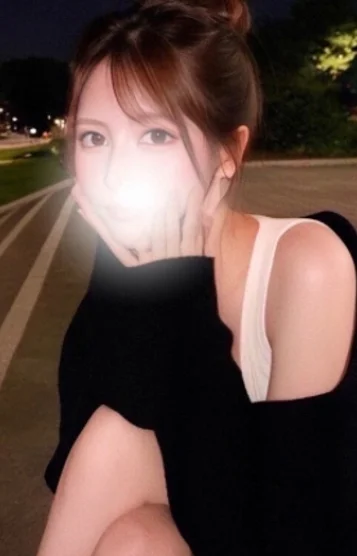 りり(24)