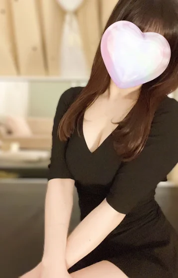 みな(25)
