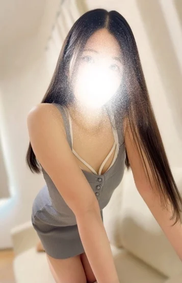 羽咲美いおり(21)