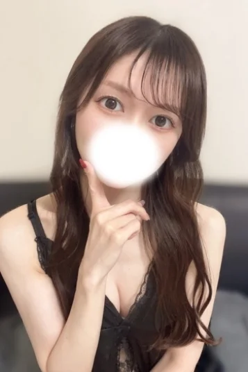 栗花落みつき(24)