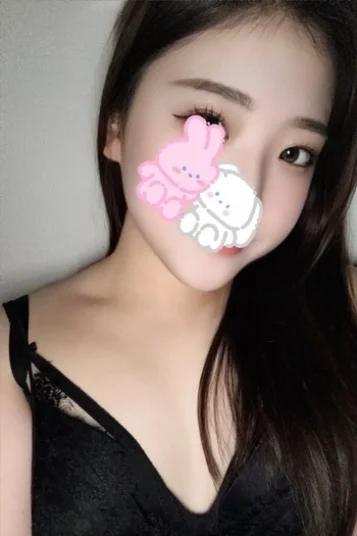 夢白まな(21)