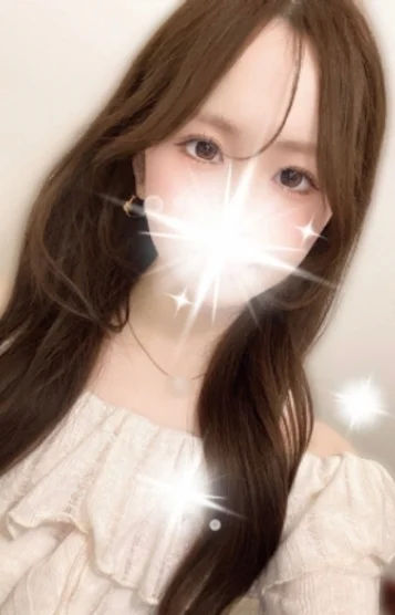 みな(23)