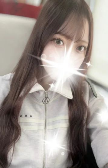 あみな(25)