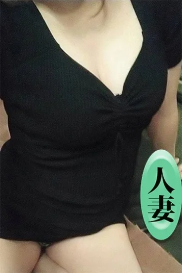 遠坂じゅり(44)