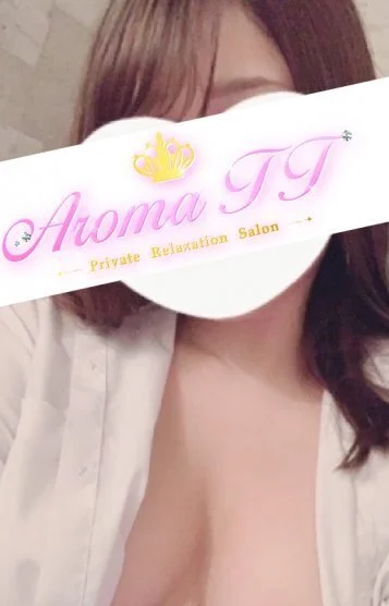 霧島ひなみ(22)