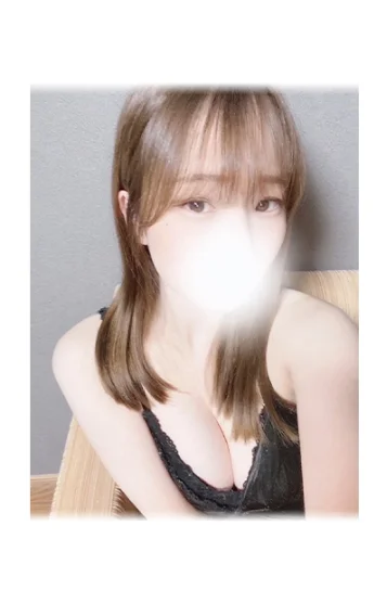 平良みな(25)