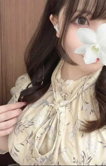 神木坂るる(26)