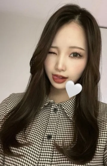 清水りり(23)