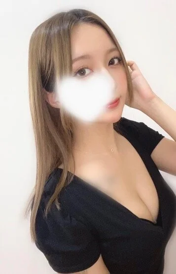 兎月なつこ(25)