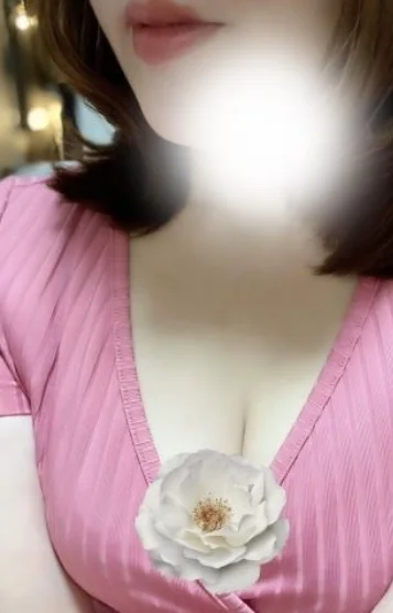 横浜なぎさ(46)