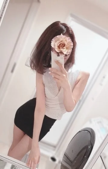 宮田ひかる(37)