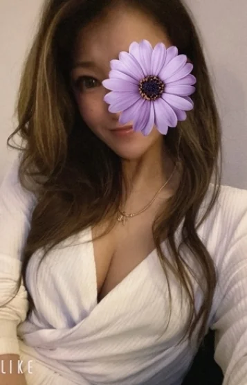 結城りな(40)