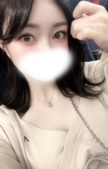 ゆり(25)
