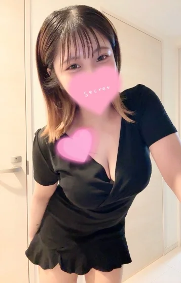 あやみ(24)