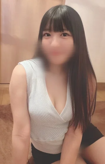鈴本みずき(22)