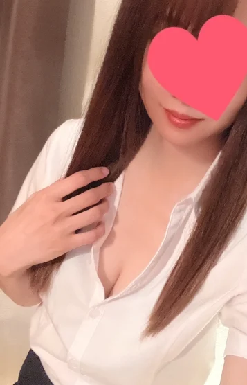 愛川みき(29)
