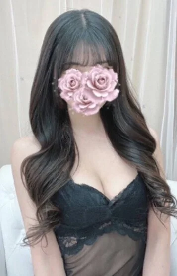 星野 もも(23)