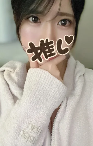 ゆら(24)