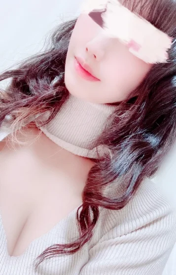 京極 あきの(27)