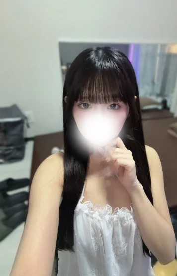 望月くるみ(20)