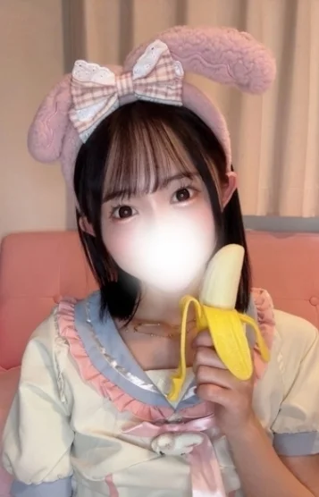 みく(22)