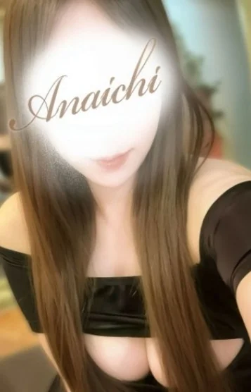 三津柰 まゆ(31)