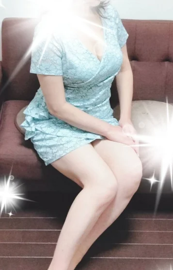 山田 もな(42)
