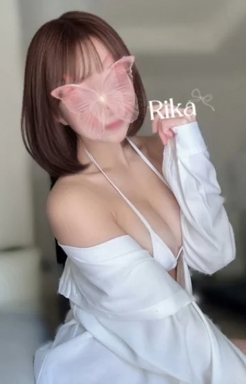 双葉りか(24)