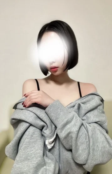乙花かりん(25)