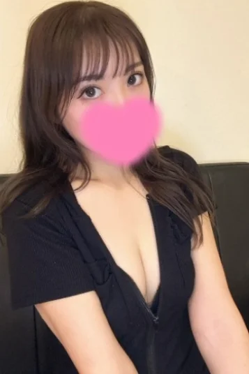 宮脇えま(24)