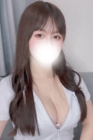 水原ゆな(22)