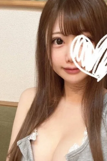 椎名ゆづき(24)
