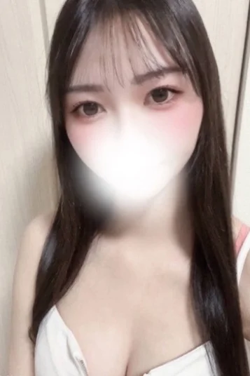 新田にいな(21)
