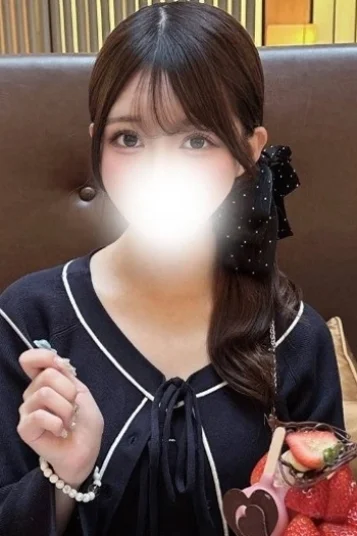 音瀬ここな(22)