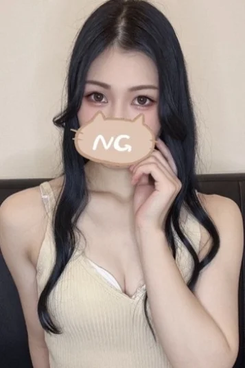 里美れん(22)