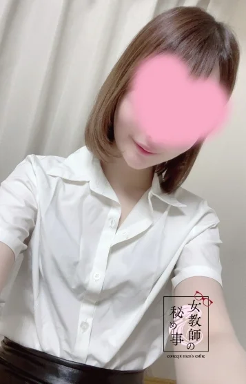 月乃 鈴(22)
